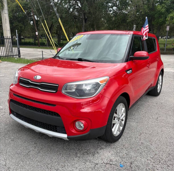 2017 Kia Soul +