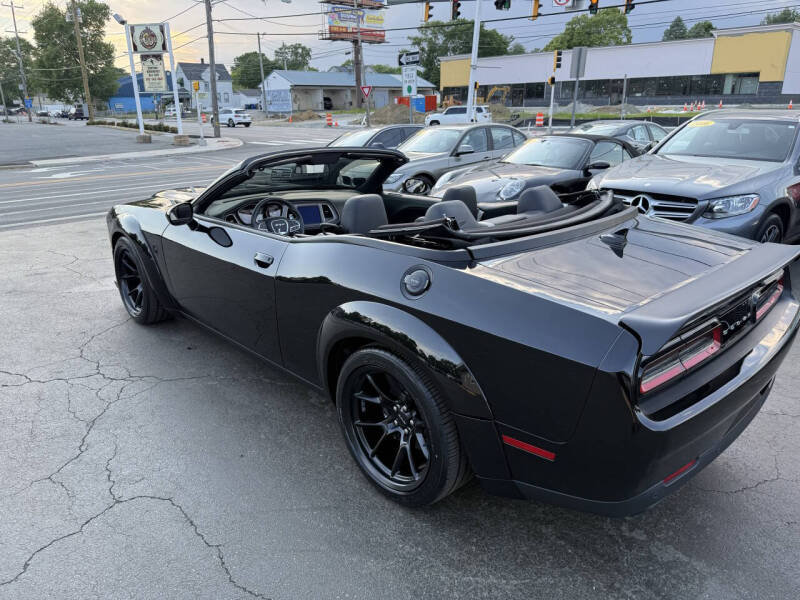 2023 Dodge Challenger SRT - Photo 15