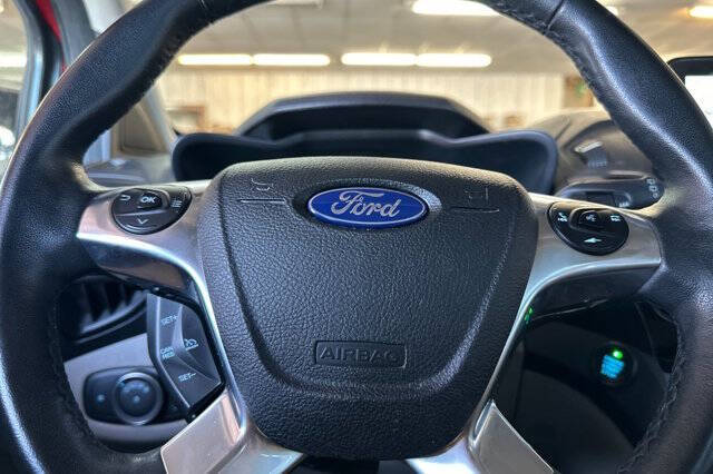 2022 Ford Transit Connect Titanium