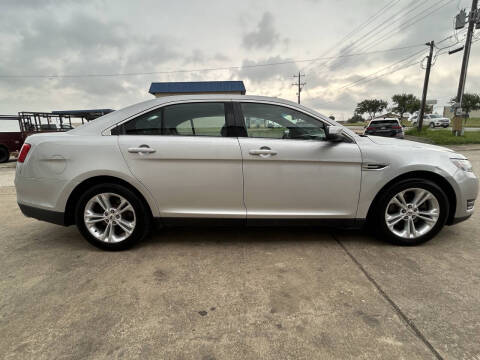 2014 Ford Taurus SEL