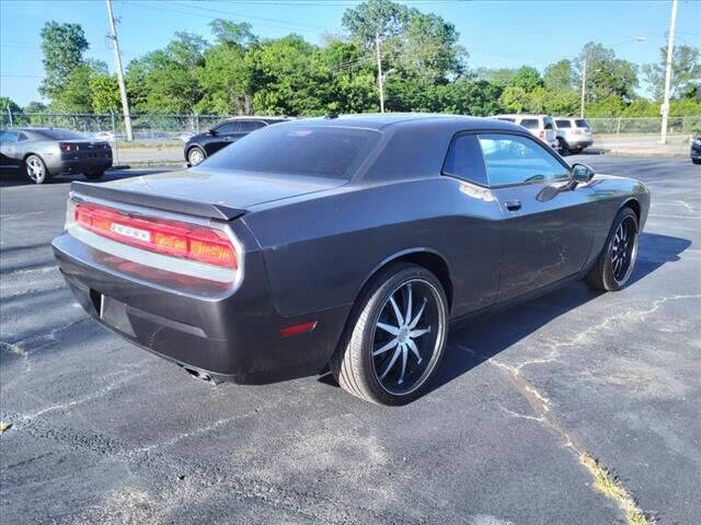 2014 Dodge Challenger SXT