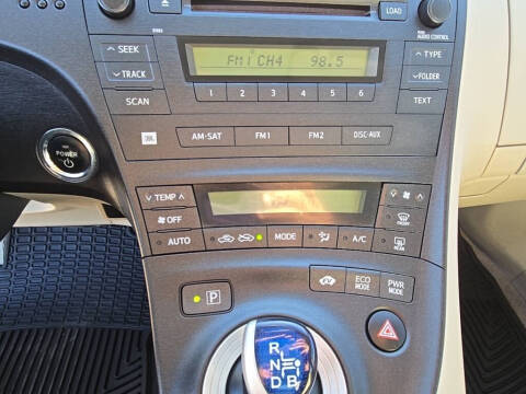 2010 Toyota Prius II