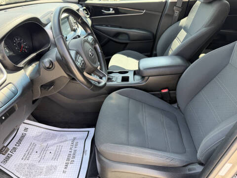 2017 Kia Sorento LX