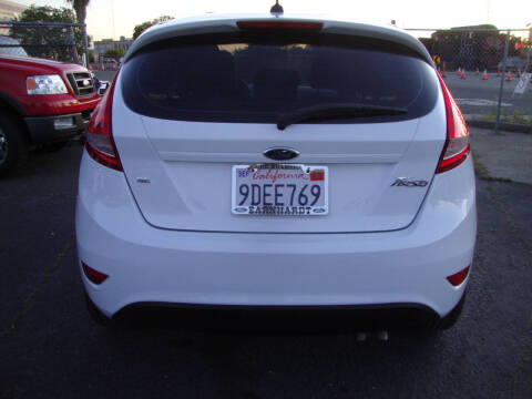 2013 Ford Fiesta SE