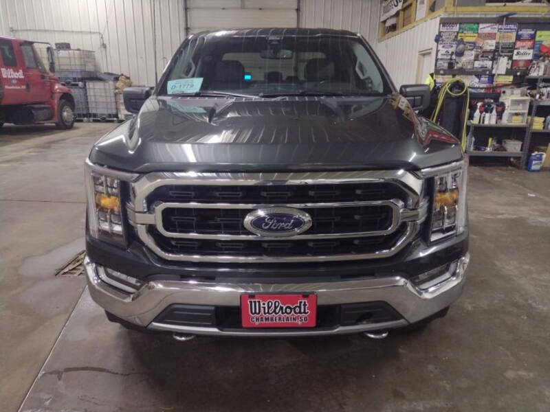 Used 2021 Ford F-150 XLT with VIN 1FTEW1EP5MKF02688 for sale in Chamberlain, SD