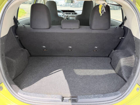2015 Toyota Prius c One