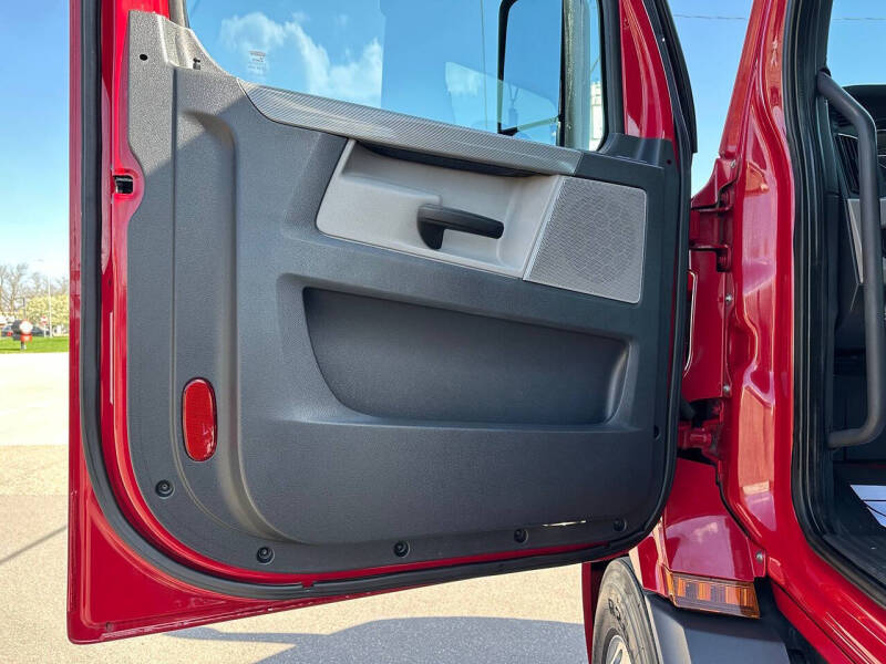 2019 Freightliner Cascadia