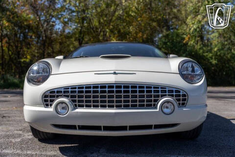 2002 Ford Thunderbird Deluxe