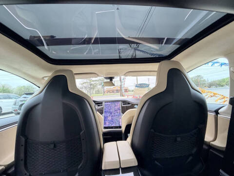 2013 Tesla Model S Performance