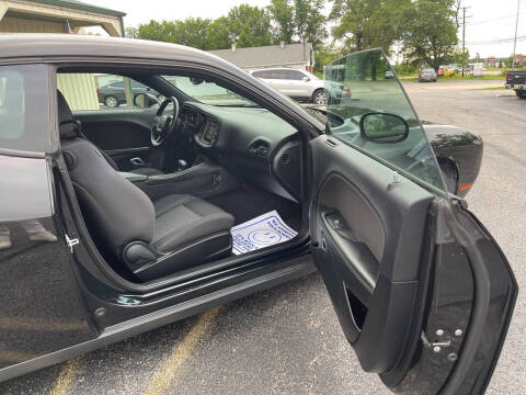 2016 Dodge Challenger SXT
