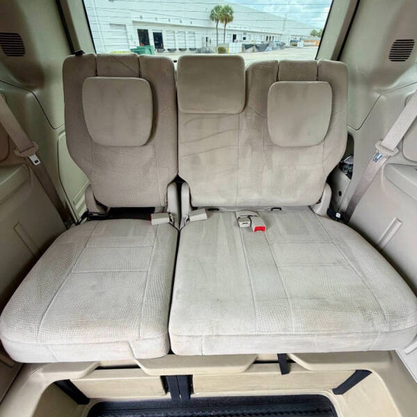 2013 Dodge Grand Caravan SE