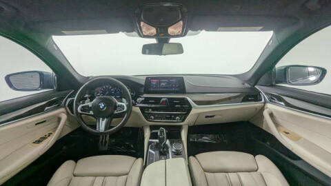 2018 BMW 5 Series 530i