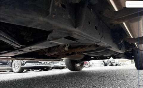 2011 Nissan Pathfinder LE