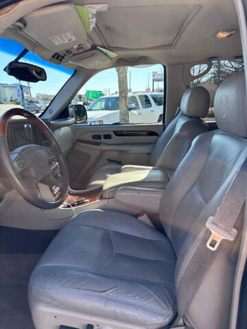 2003 Cadillac Escalade