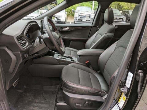 2024 Ford Escape ST-Line Select