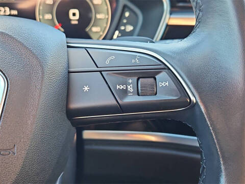 2023 Audi Q3 quattro S line Prem Plus 45 TFSI