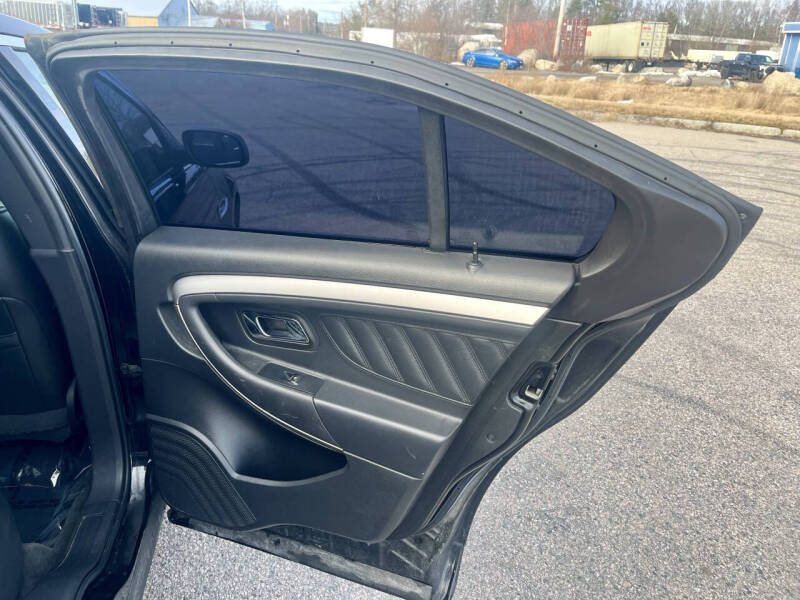 2013 Ford Taurus SEL