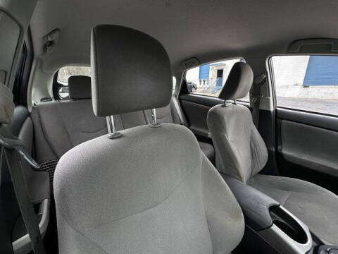 2012 Toyota Prius Two