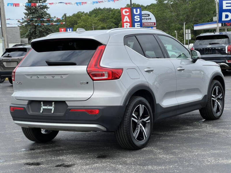 2024 Volvo XC40