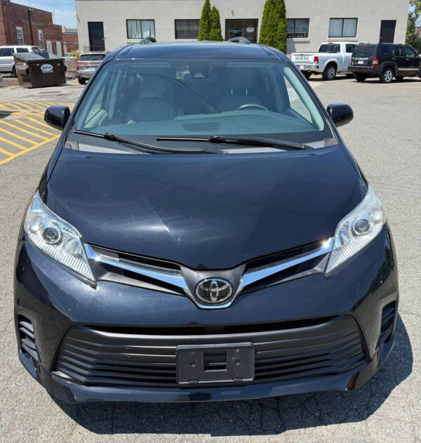 2018 Toyota Sienna