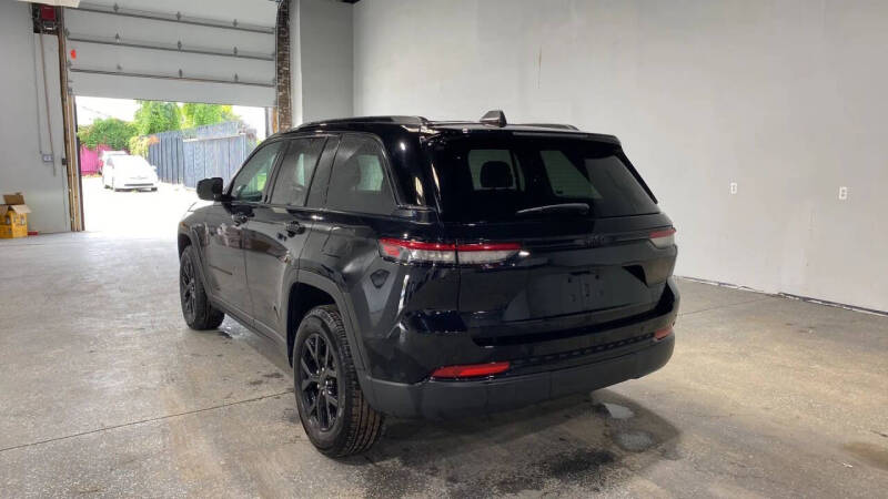 2024 Jeep Grand Cherokee