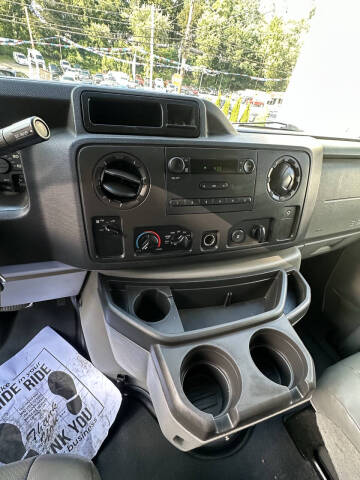 2014 Ford E-Series E-150