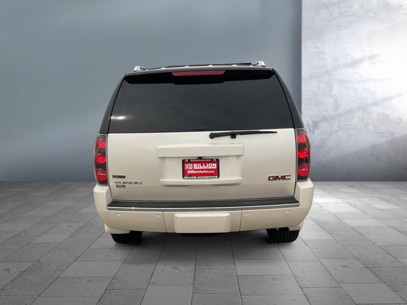 2012 GMC Yukon Denali