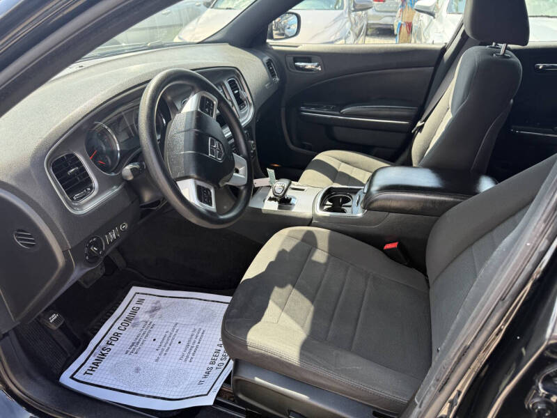 2012 Dodge Charger SE