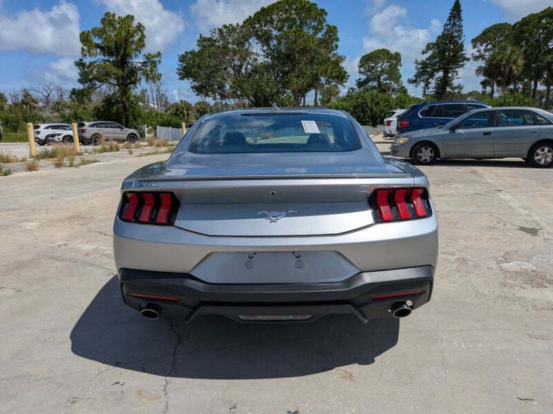 2025 Ford Mustang EcoBoost Premium