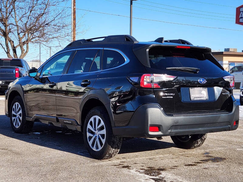 2023 Subaru Outback Premium