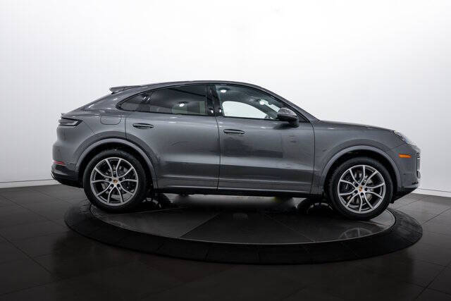 2025 Porsche Cayenne Coupe