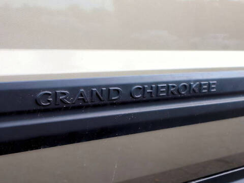 2005 Jeep Grand Cherokee Laredo