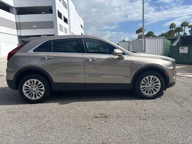 2024 Cadillac XT4 Luxury