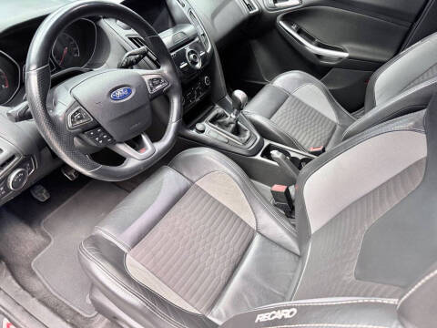 2018 Ford Focus ST