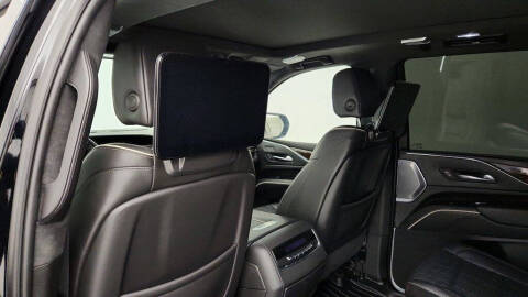 2023 Cadillac Escalade Sport Platinum