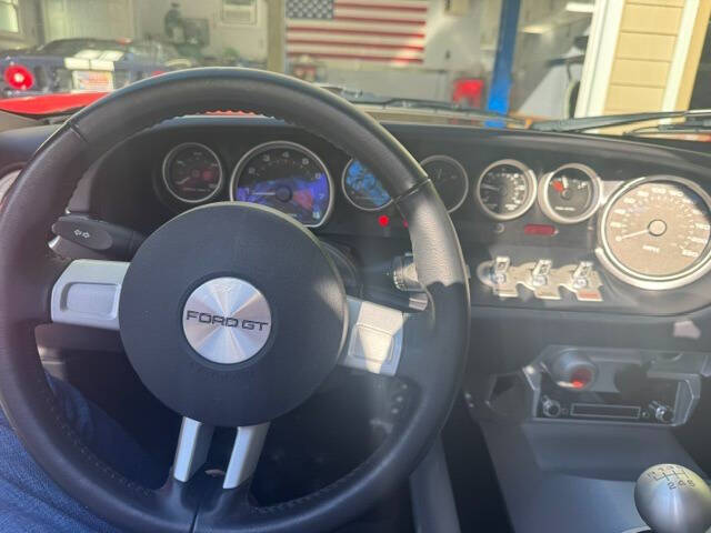 2005 Ford GT