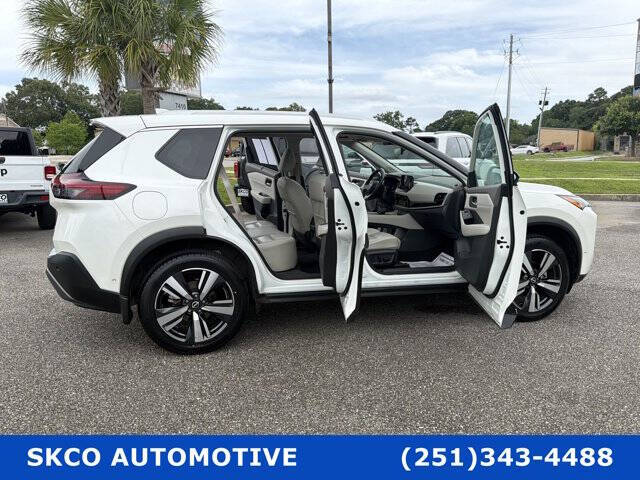 2022 Nissan Rogue SL
