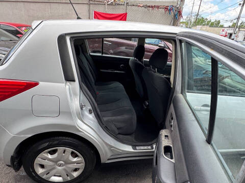 2010 Nissan Versa 1.8 S