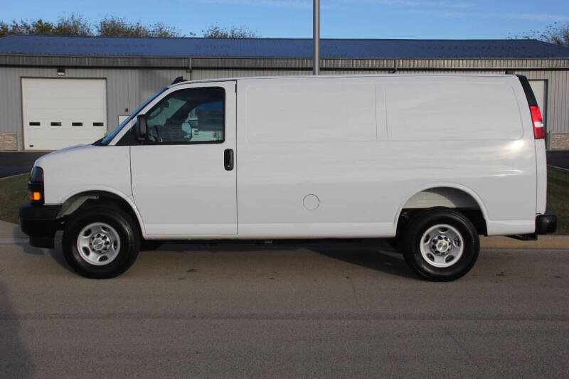 2025 Chevrolet Express 3500