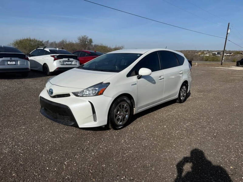 2017 Toyota Prius v Three