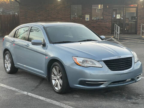 2013 Chrysler 200 for sale at King Louis Auto Sales in Louisville KY
