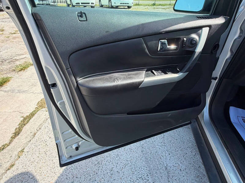 2014 Ford Edge SE