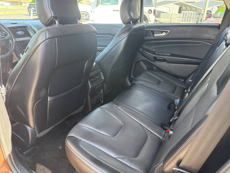 2017 Ford Edge Titanium