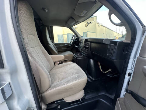 2011 Chevrolet Express 2500