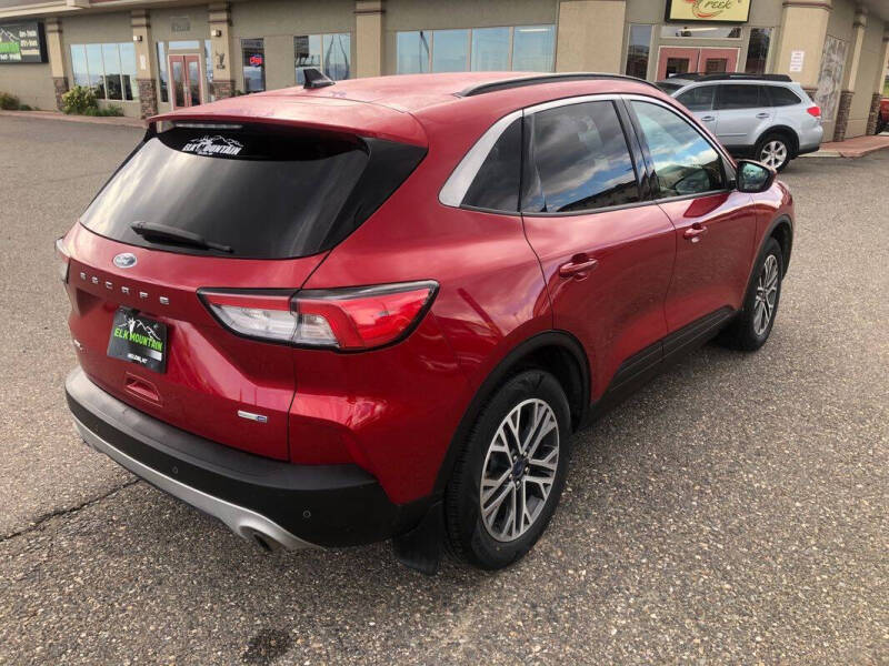 2020 Ford Escape SEL