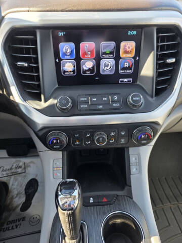 2017 GMC Acadia SLT-1