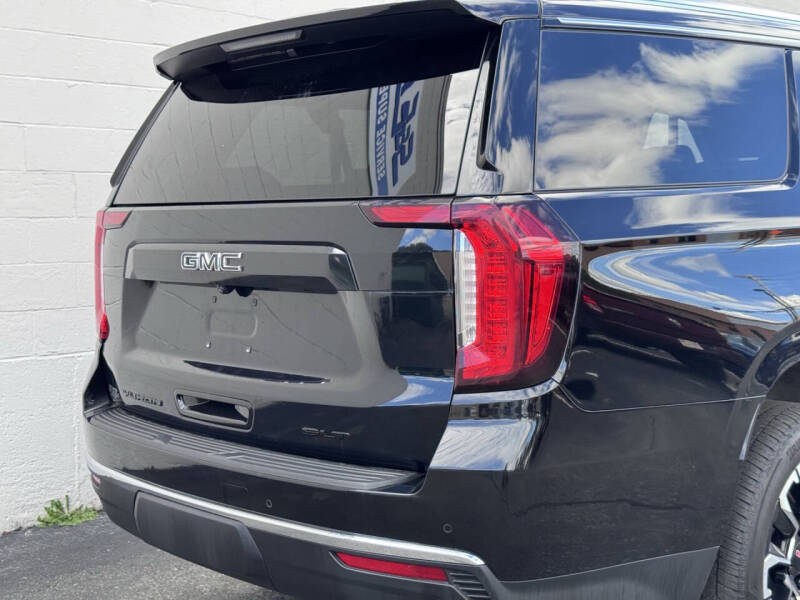 2023 GMC Yukon XL SLT