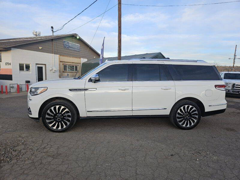 2022 Lincoln Navigator L Black Label