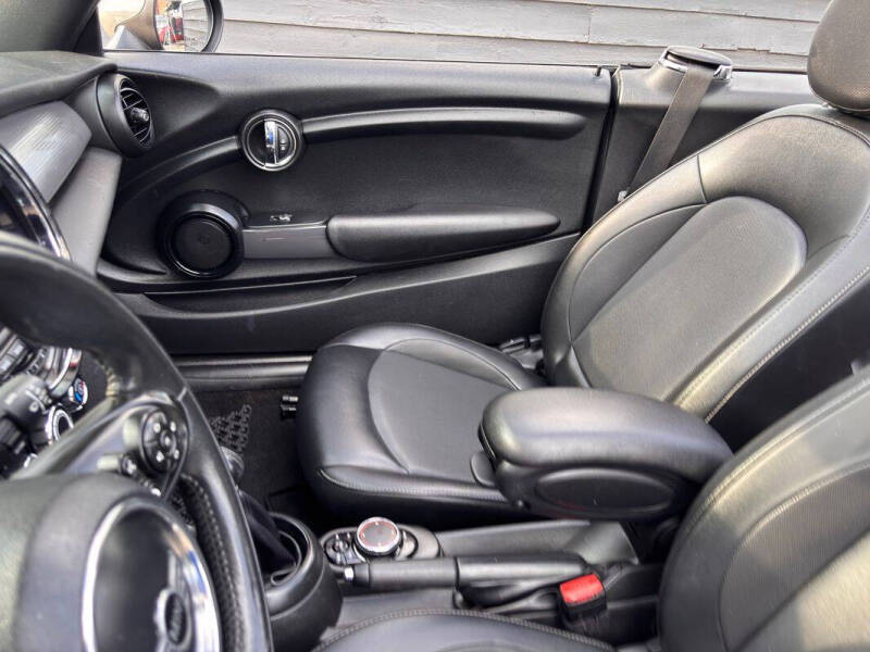 2019 MINI Convertible Cooper