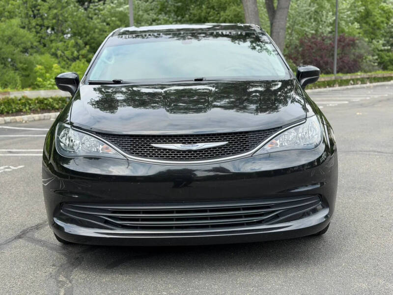 2017 Chrysler Pacifica Touring